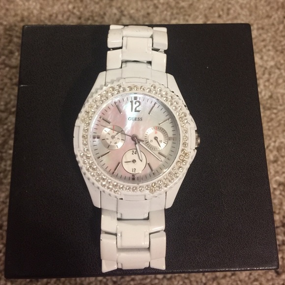 Women's guess watch
