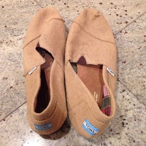 Toms burlap (linen) size 12