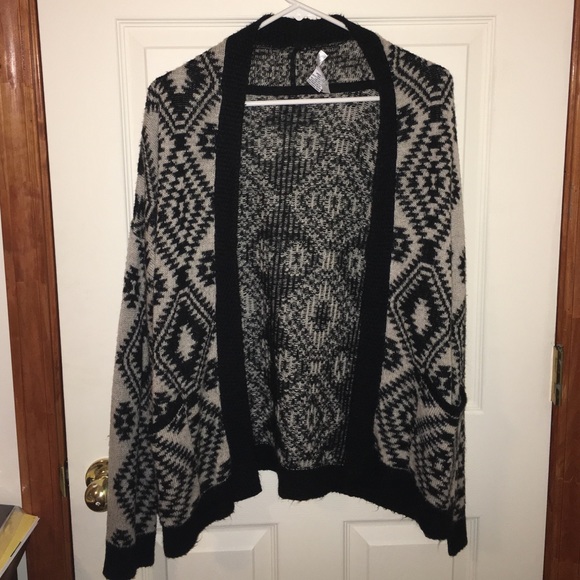 Tribal print cardigan