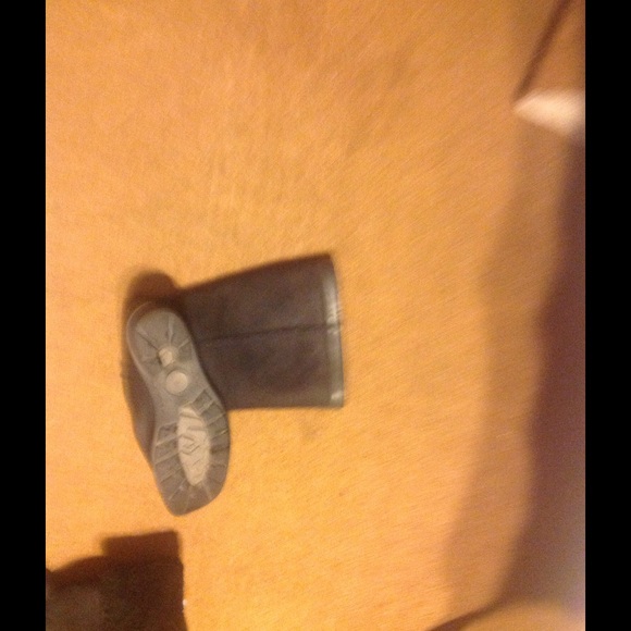 UGG "Brooks" shearling sheepskin boots - Picture 4 of 4