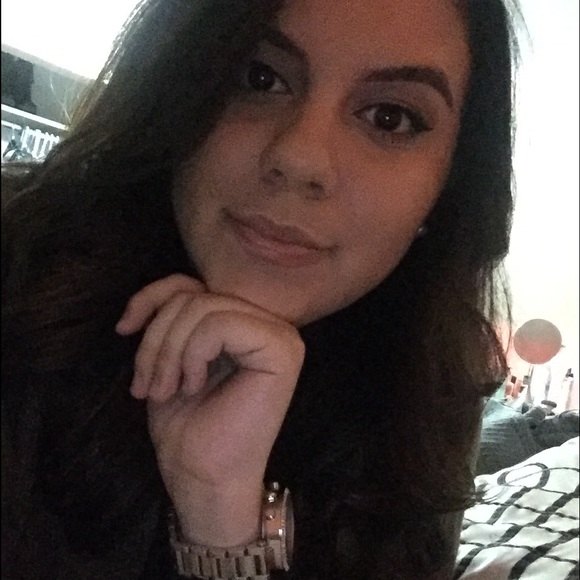 Meet your Posher, Grisel😊 - Picture 4 of 4