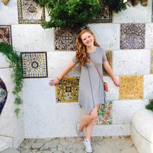 Meet your Posher, Brooke