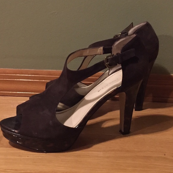 Brown platforms