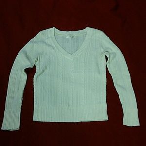 Aeropostale white sweeter
