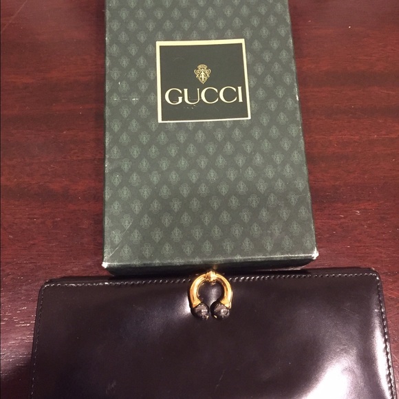 Black leather authentic Gucci wallet