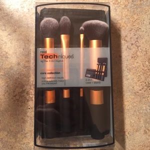 Real Techniques makeup set