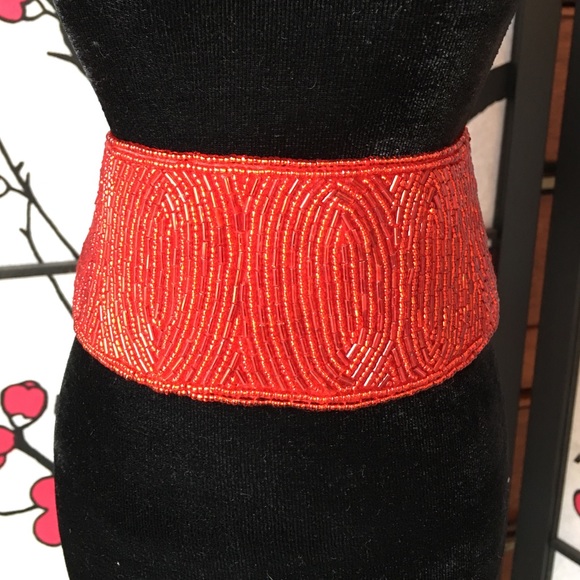 NWT red beaded belt - Picture 2 of 7