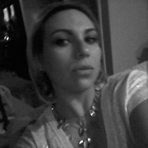 Meet your Posher, Cynthia