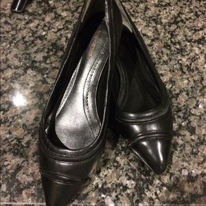 NEW Pour la victoire black flats size 8