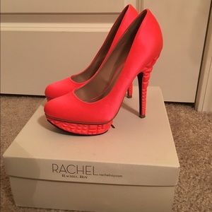 Neon orange platform pump