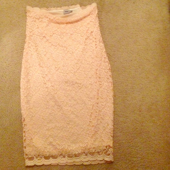 Pink lace tube dress