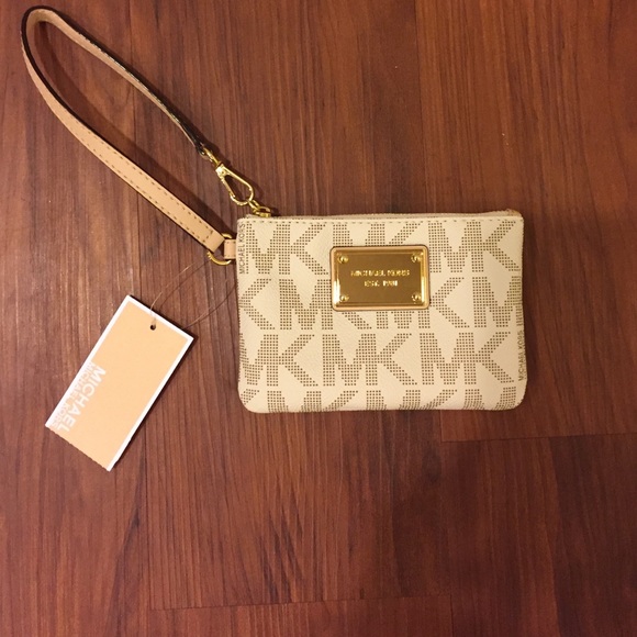 MICHAEL Michael Kors Jet Set Signature Wristlet