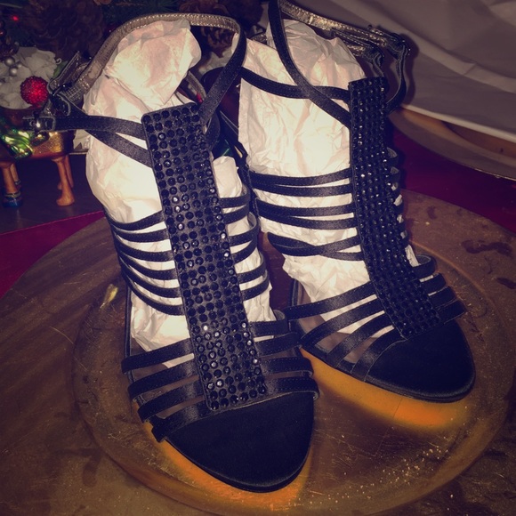 BCBGMaxAzria Heels