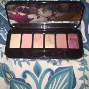 Buxom eye shadow palette