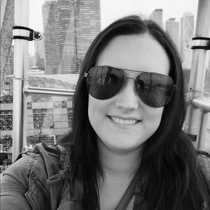 Meet your Posher, Danielle