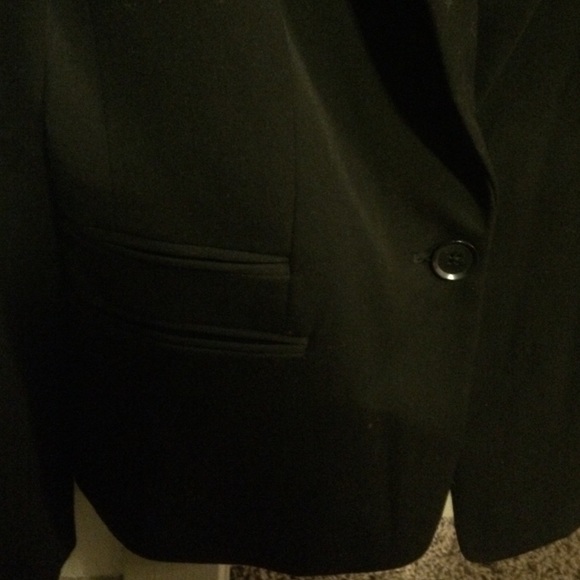 Suit jacket - Picture 3 of 3