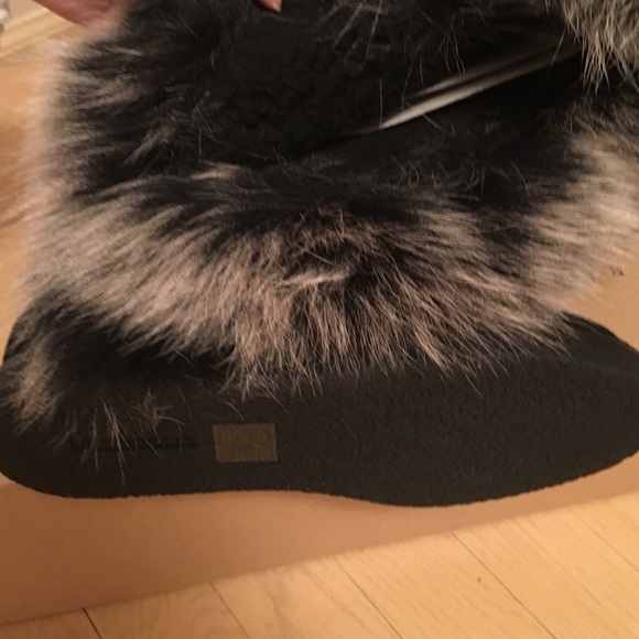 NEW OVER THE KNEE BOOTS! W/package - Picture 4 of 4