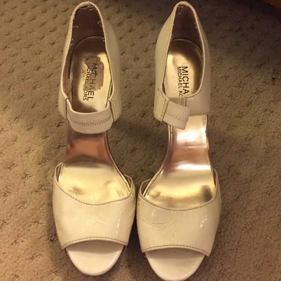 MICHAEL Michael Kors White Leather Platform Heels
