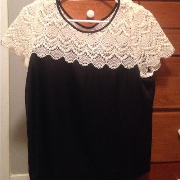 LC Lauren Conrad top
