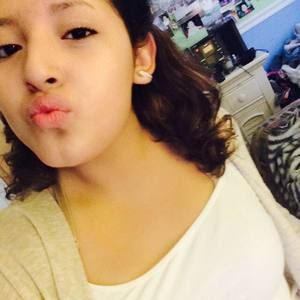 Meet your Posher, Dani