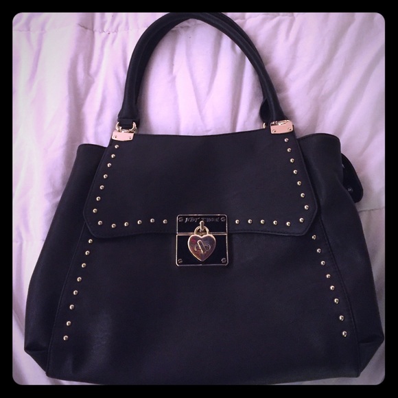 Betsy Fabulous Shoulder bag😍💕