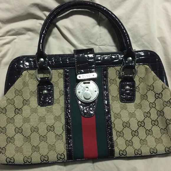 Gucci purse