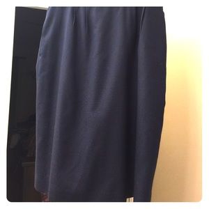 long blue skirt with pockets. size 16w.
