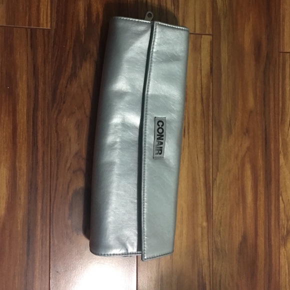 Conair heat shield travel pouch