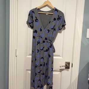 Gap Maternity wrap dress