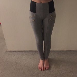 Grey leggings