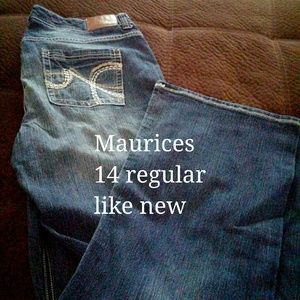 Maurices jeans