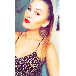 Meet your Posher, Tabetha