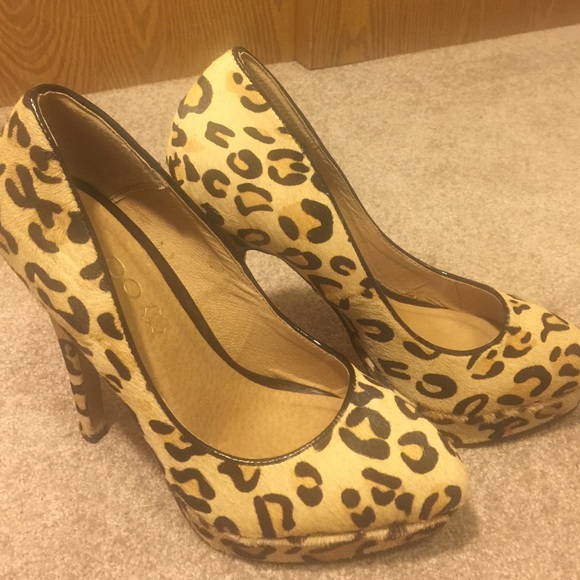 ALDO cheetah print heels - Picture 2 of 4
