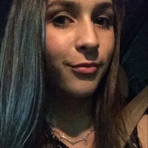 Meet your Posher, Cali