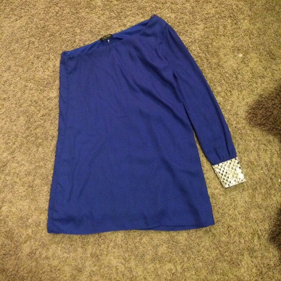 Royal blue one sleeve dress