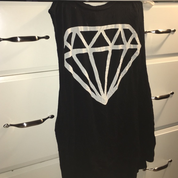 Diamond logo muscle tee