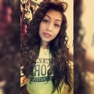 Meet your Posher, Anaa