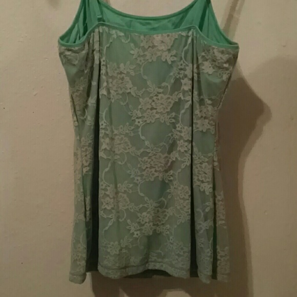 Lace mint green tank top - Picture 3 of 4