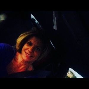 Meet your Posher, Christine