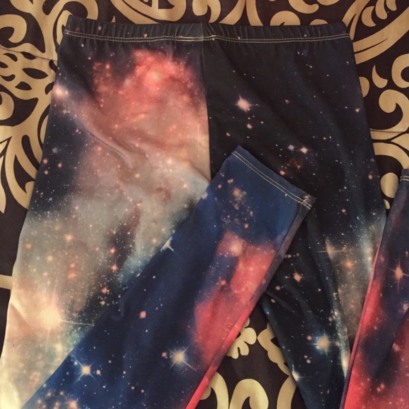 Galaxy Leggings - Picture 4 of 4