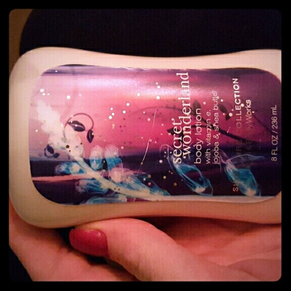 Bath and body Works lotion