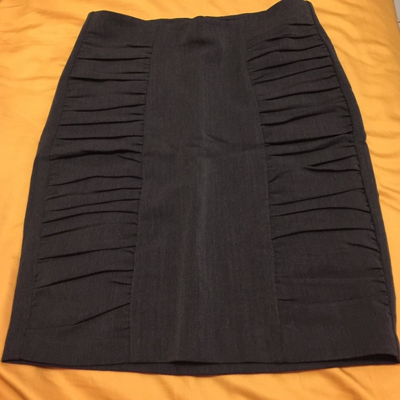 Grey rouched skirt