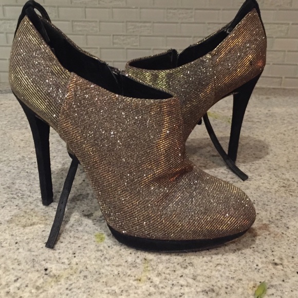 NYE shoes! Brian Atwood Fruitera Glitter Heals 7.5