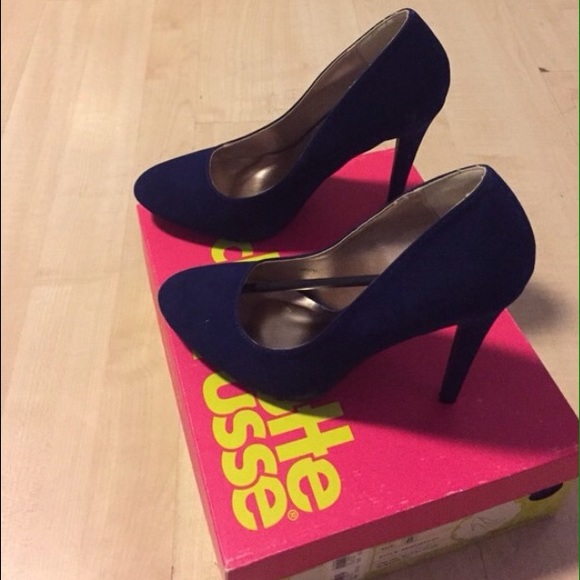 Navy Blue Suede Heels
