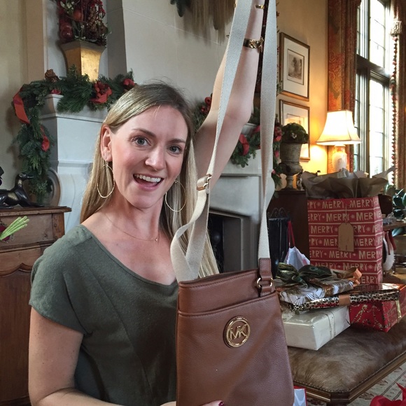 Meet your Posher, Leah