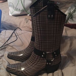 Western style rain boots