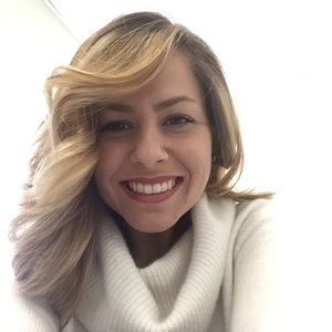 Meet your Posher, Elizabeth