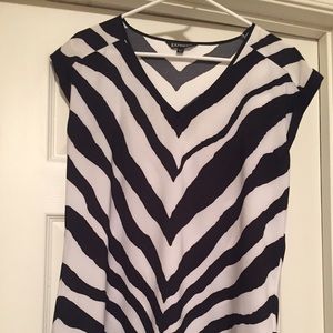 Express top size Small