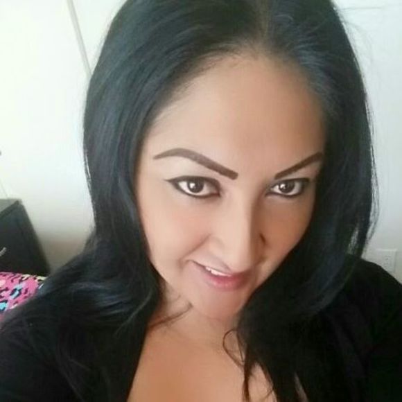 Meet your Posher, Nelly