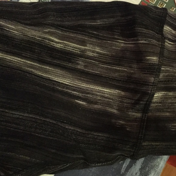 Black, grey, and white Nike yoga running pants - Picture 2 of 3